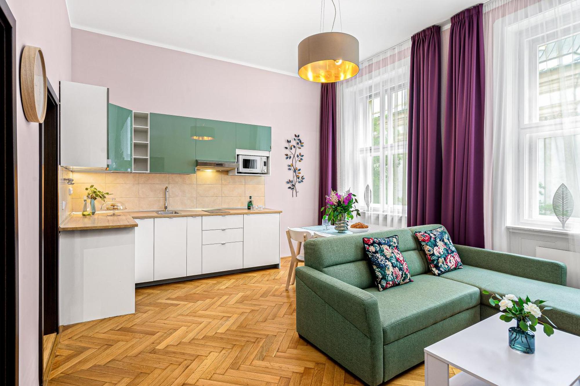 Oasis Apartments At Charles Square Прага Екстериор снимка