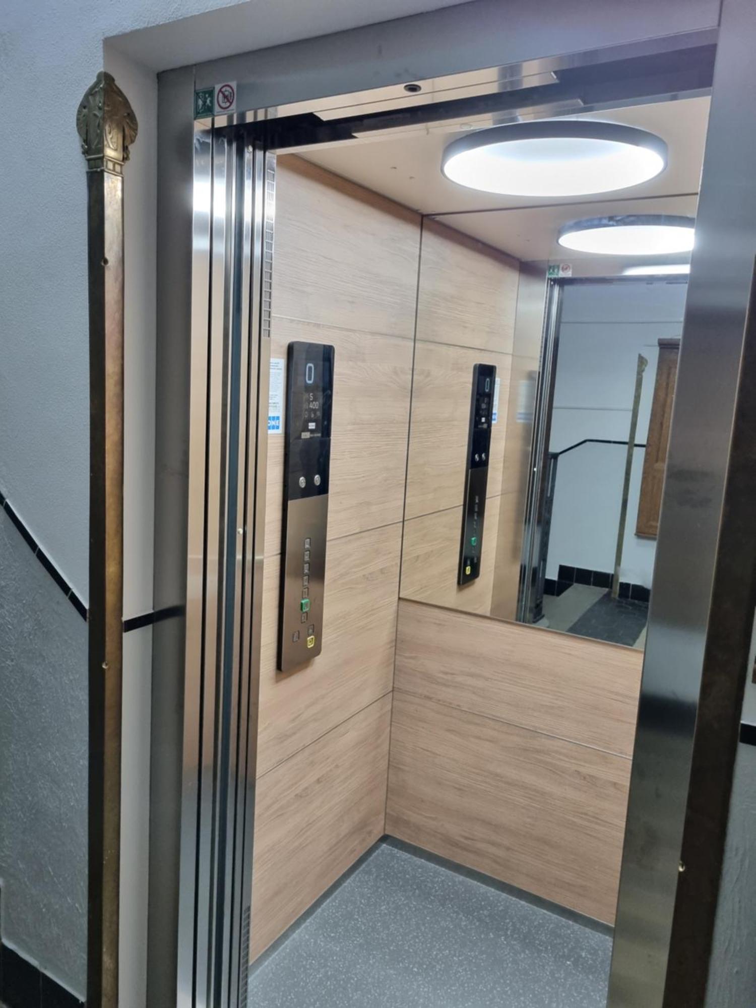 Oasis Apartments At Charles Square Прага Екстериор снимка